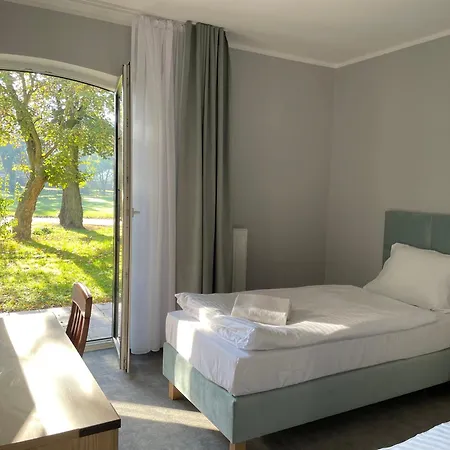 Palac Potockich W Bedlewie Курортний комплекс