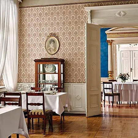 Palac Potockich W Bedlewie Resort 2*