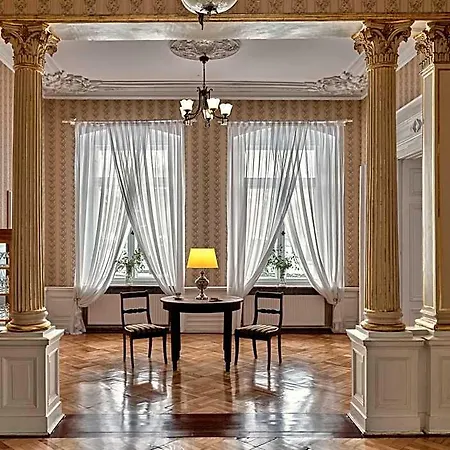 Resort Palac Potockich W Bedlewie