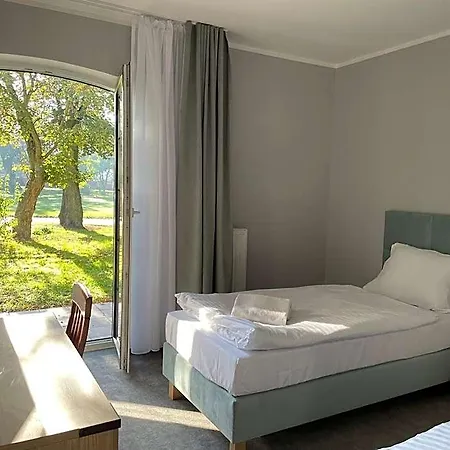 Palac Potockich W Bedlewie
