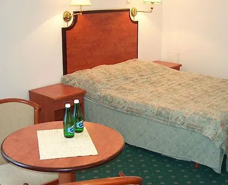 Palac Potockich W Bedlewie