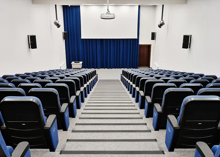 Palac Potockich W Bedlewie Resort 2*