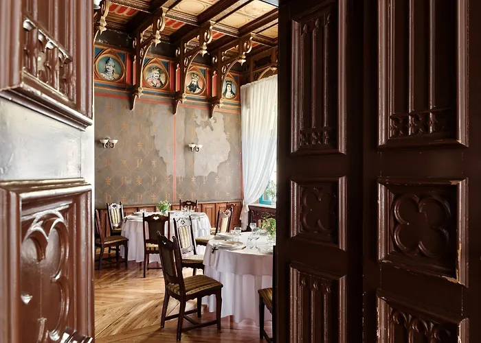 Palac Potockich W Bedlewie Resort 2*