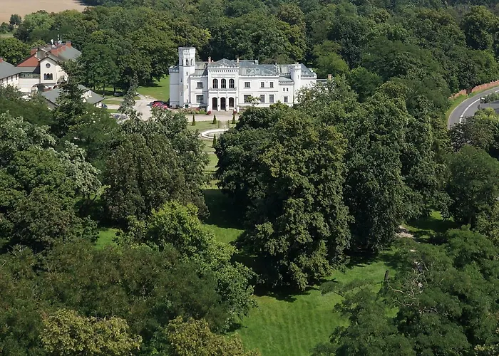 Palac Potockich W Bedlewie 2* Bedlewo